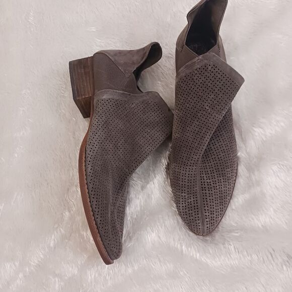 Vince Camuto mesh gray booties size 11M - Picture 1 of 5